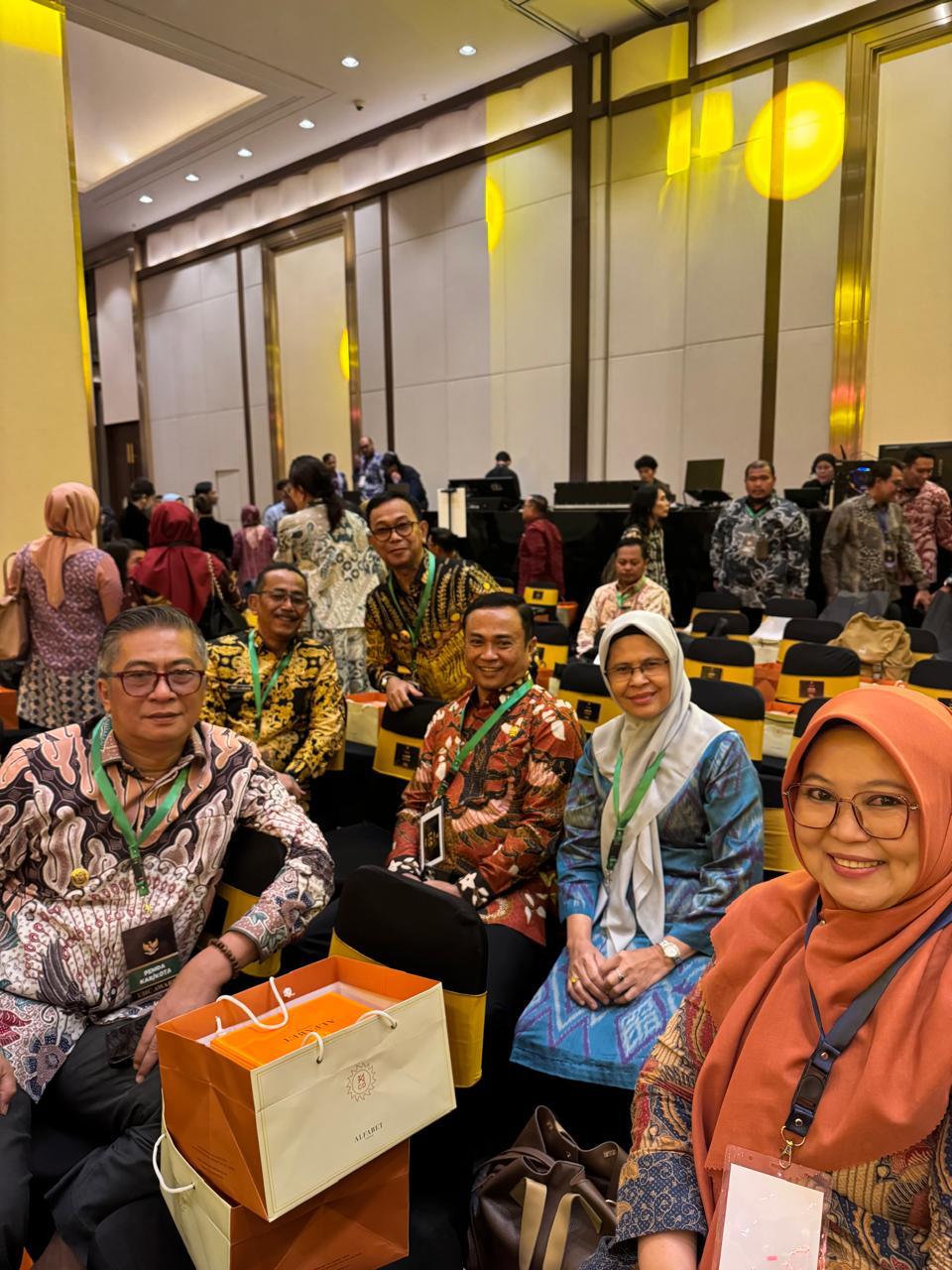 Penghargaan UHC Madya untuk Wajo, Bupati Tegaskan Ini Bukan Akhir Pelayanan