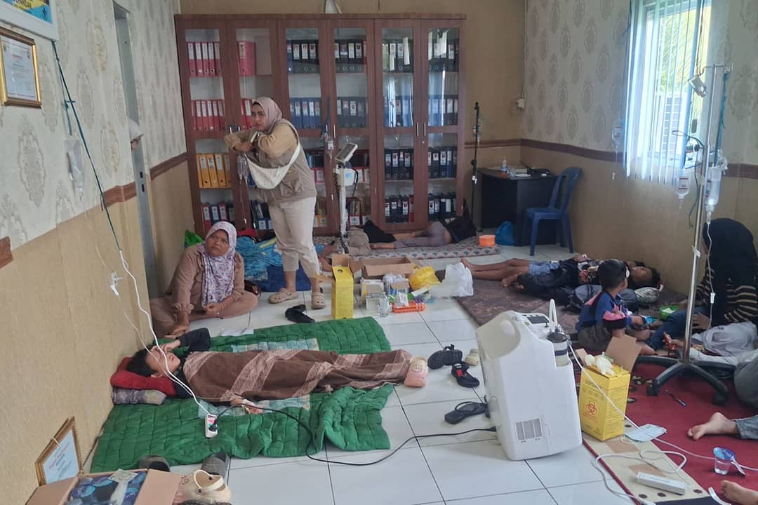 Puluhan Siswa Terpapar Keracunan di SDN Wargasari, Dilarikan ke Puskesmas