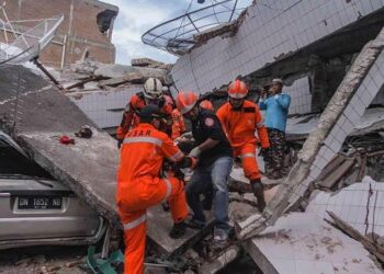 Gempa M7,7 Guncang NTT, 38 Orang Meninggal Dunia, Puluhan Warga Luka-Luka