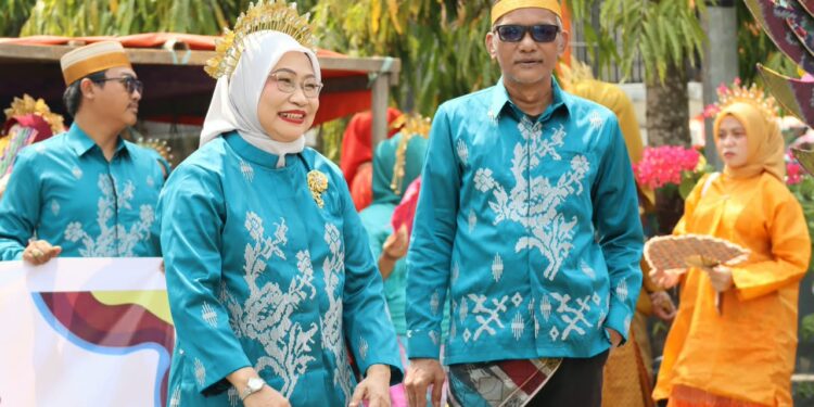 Diskominfotik Sengkang Silk Karnaval, Saat Sutera Wajo Naik Panggung dan Identitas Daerah Diperkenalkan
