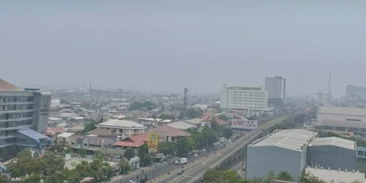 Kabut Asap Selimuti Makassar, LSM LPK Desak Pemerintah Tak Cukup Beri Imbauan