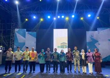 Bupati Andi Rosman Buka Gempur Pustaka di Wajo, Kadis Perpustakaan Dan Kearsipan Erna Nurdin Dukung Gerakan Literasi